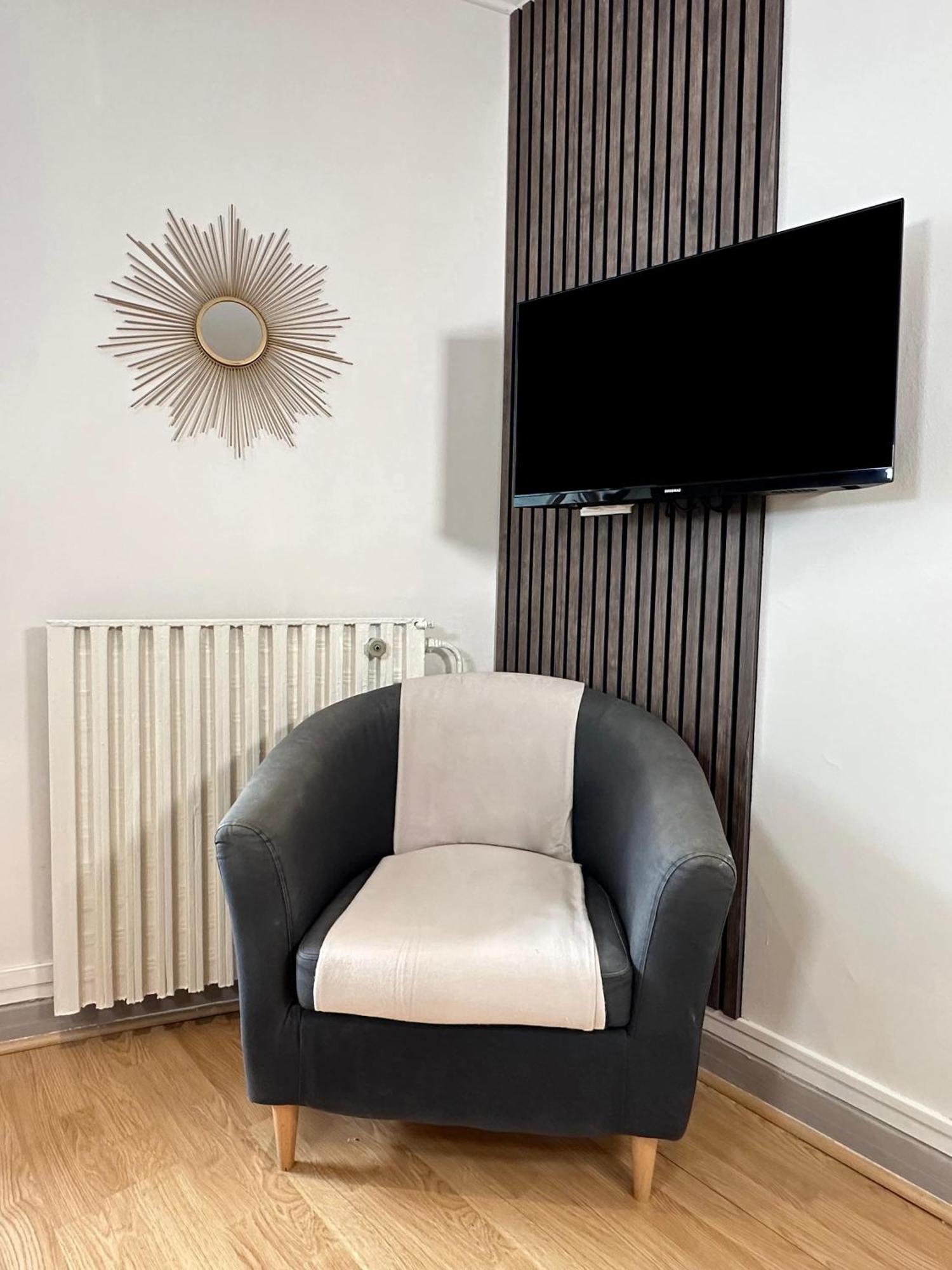 Spacious & Luxurious Flat In Montparnasse Paris Extérieur photo